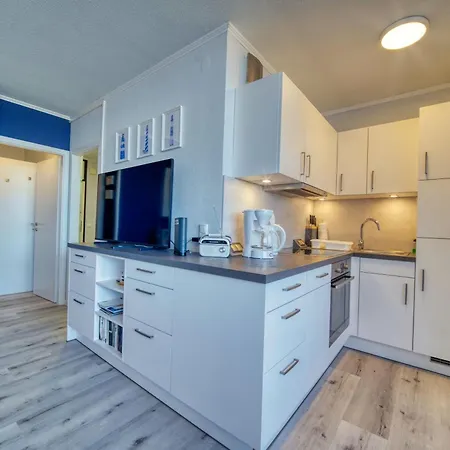 - Haus D, App 0d1002